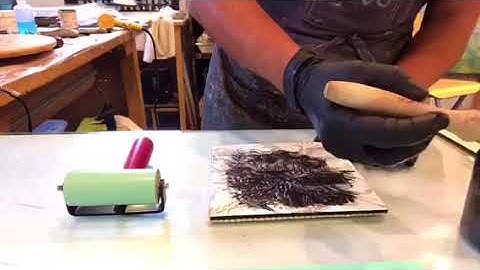 In the Studio with Elise Wagner: Gessobord as Encaustic Collagraph