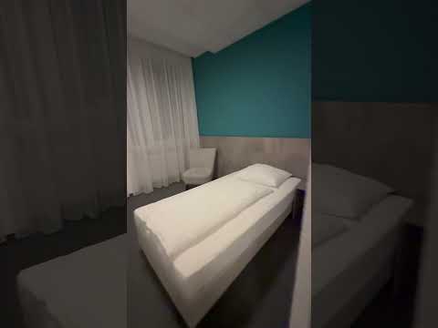 65$ hotel in Vienna (creative park hotel) thumbnail