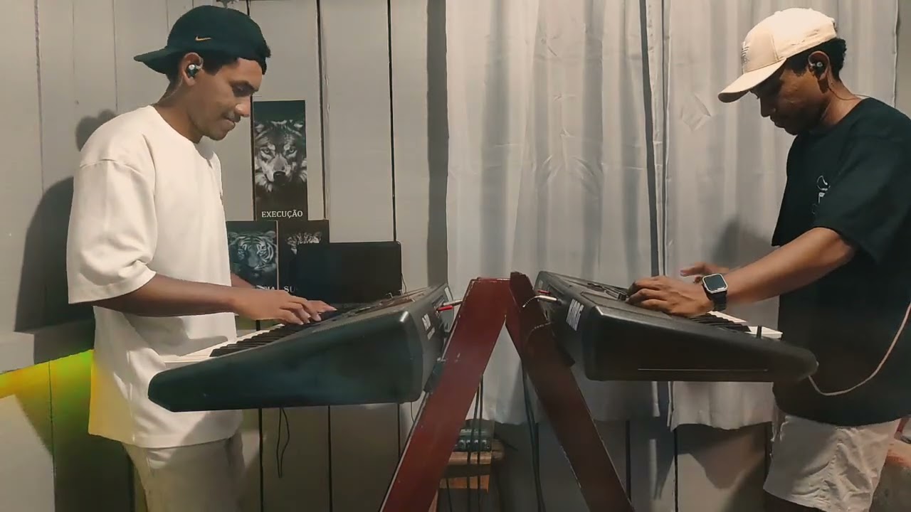 Primeiro duelo de teclado solos de brega #brega #calipso 