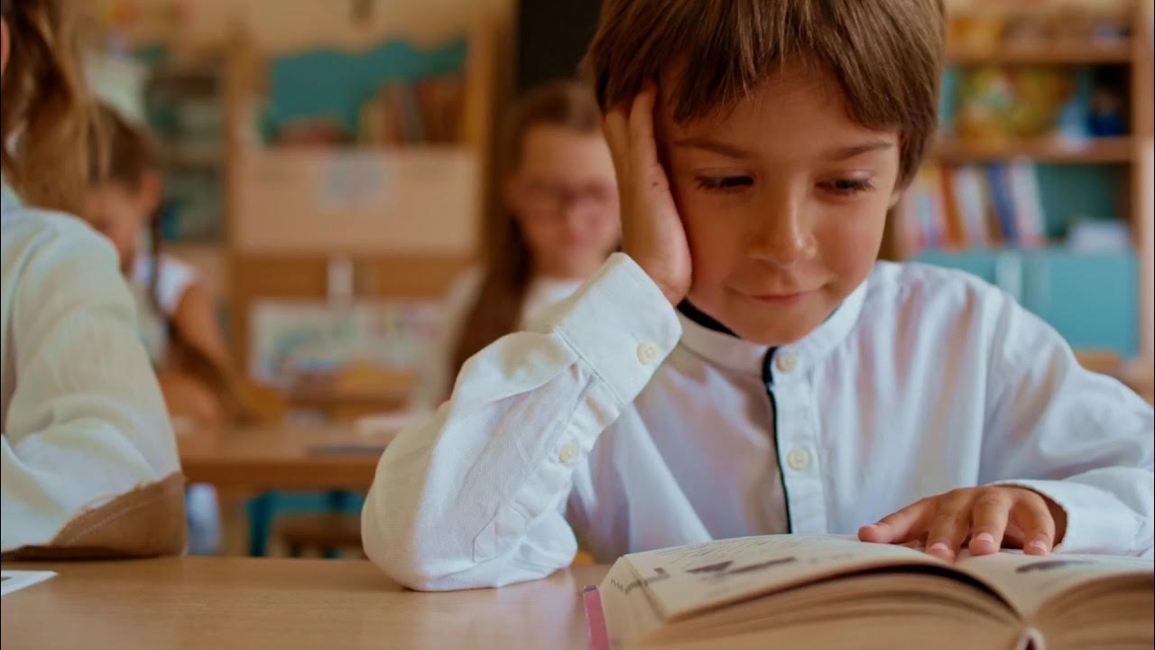 первоклашка первого сентября. костюмы академии игоря крутого. хор новая волна первоклашки. песня 1 сентября минус. детский хор академия игоря крутого первоклашка.