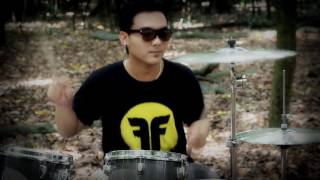 Mocha Band _ Kalahin Adi (official video)
