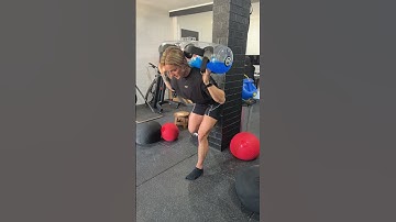 Single Leg Fold & Aquabag Rotate Ft. Maddie Sturt - Pro-Form Physiotherapy