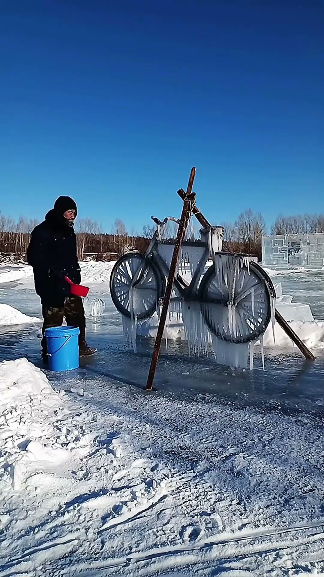 Making frozen bike snow scene process