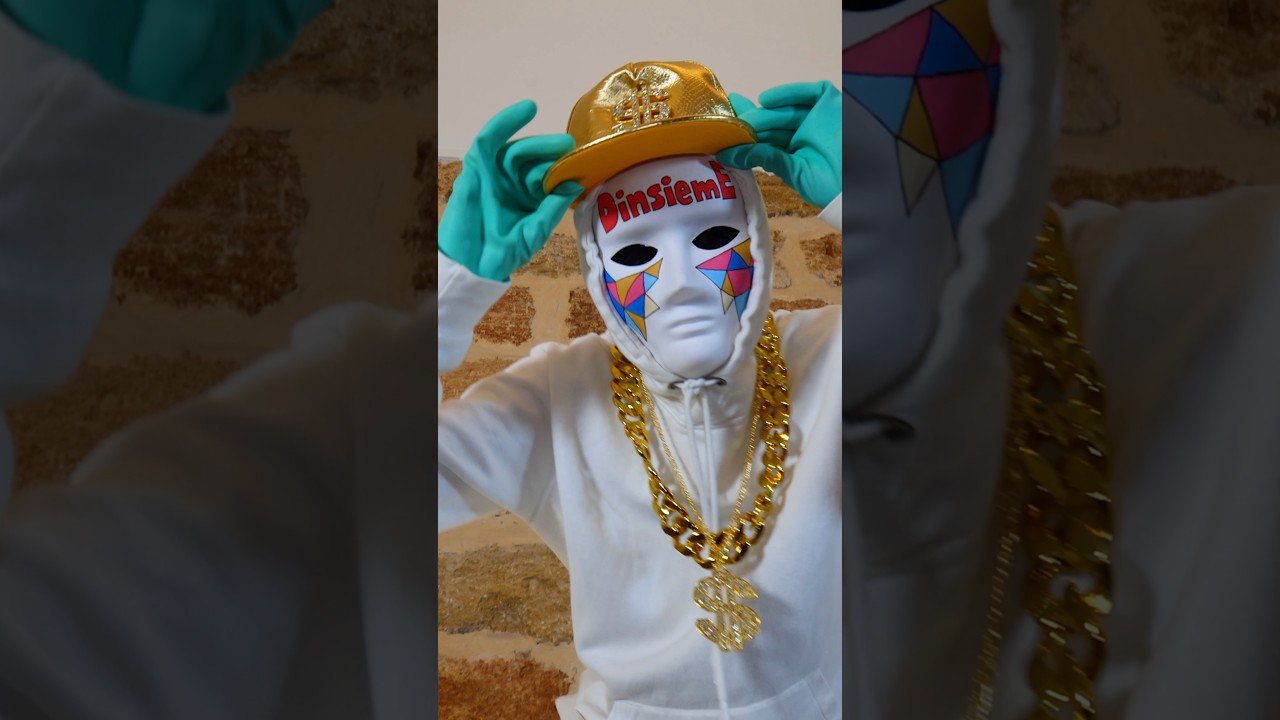 Watch ASCOLTA LA NUOVA CANZONE DEL DOTTOR TIMOTI TRAP! 🤑 on YouTube Watch ASCOLTA LA NUOVA CANZONE DEL DOTTOR TIMOTI TRAP! 🤑 on YouTube