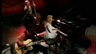 Video thumbnail of "Diana Krall - Straighten Up And Fly Right"