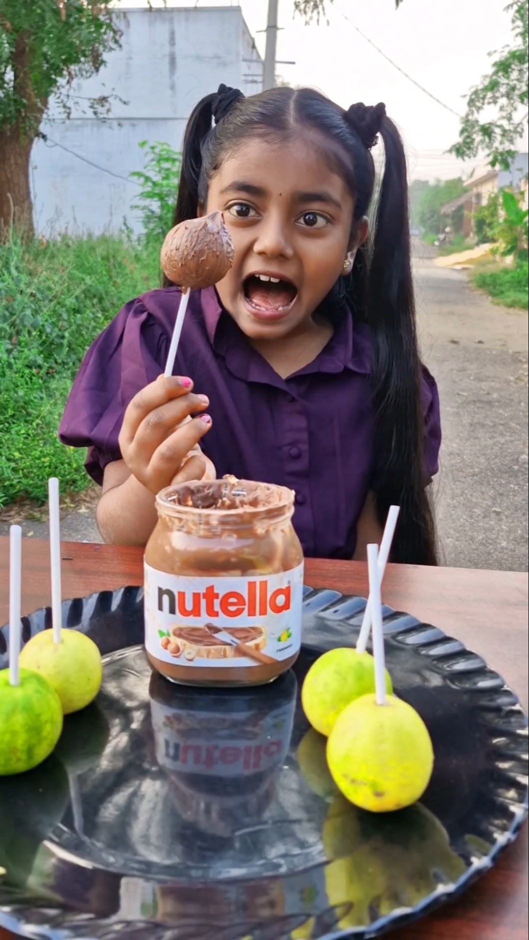 How to make the best Lollipop? for your SIBLINGS ?Tom\u0026Jerry ?DiyaIshwarya #shorts #viralvideo