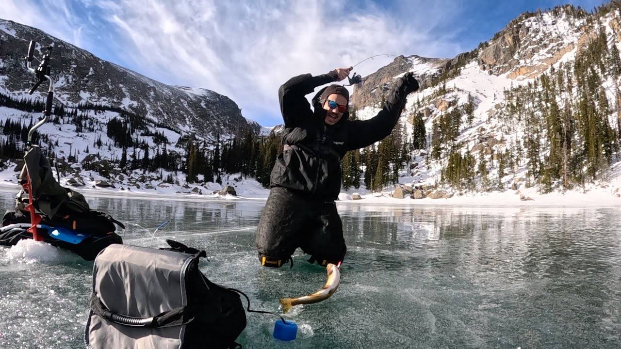 Подледная рыбалка на йеллоустонскую форель в Национальном парке Роки-Маунтин.