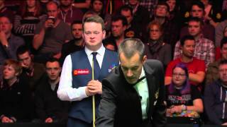 Shaun Murphy misses clear red 3 times against Mark Allen | 2016 Dafabet Masters