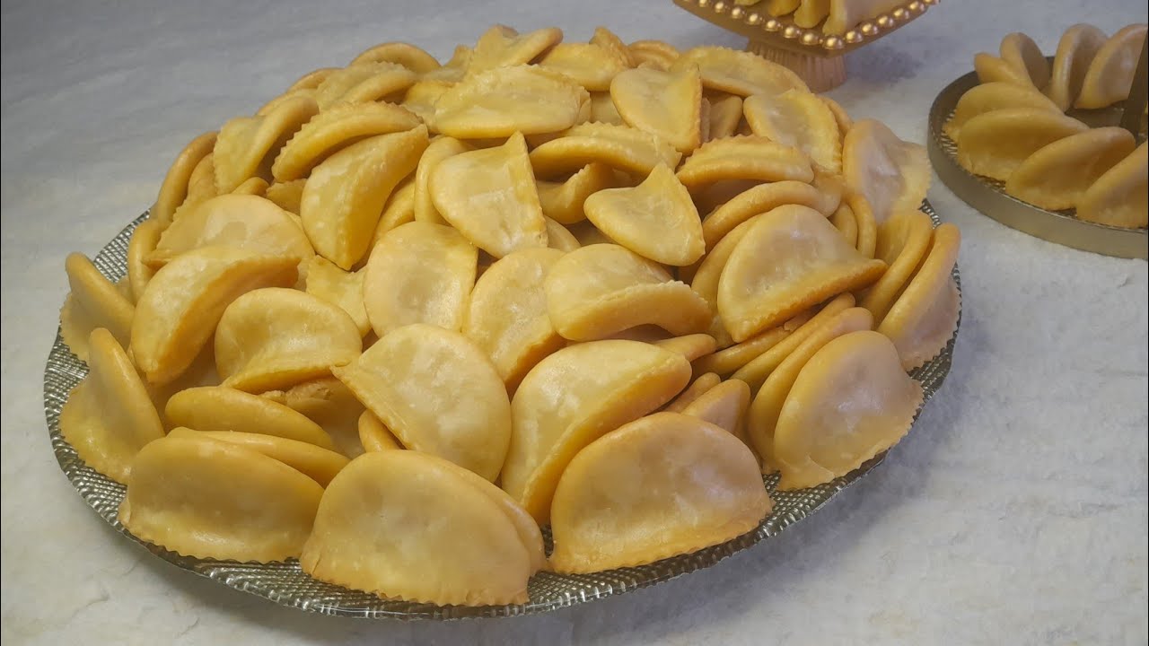 كعب الغزال 🇲🇦 عجينة بالزيت مع شرح مبسط للمبتدئات مقادير مضبوط  كعب الغزال روعة 👌