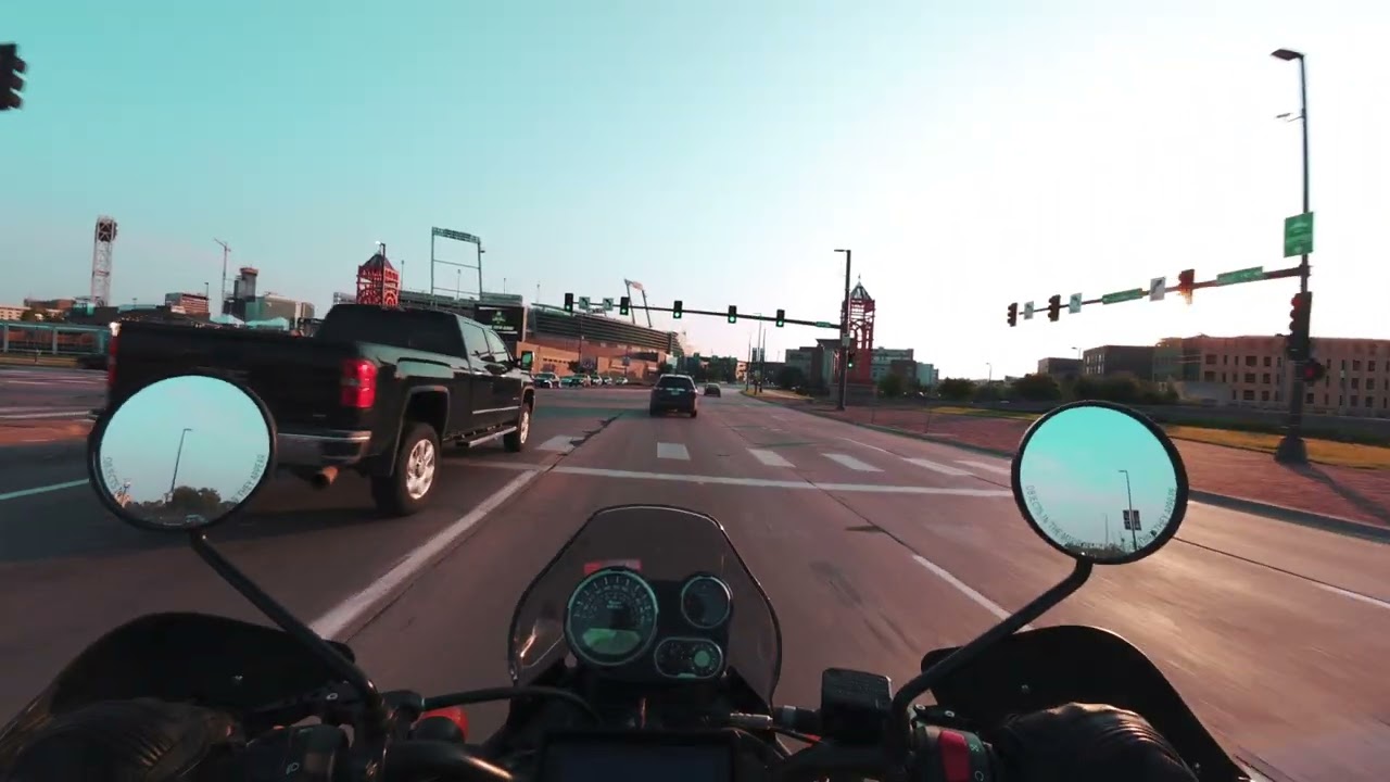 City of Omaha Skyline | RE Himalayan | ASMR [4K]