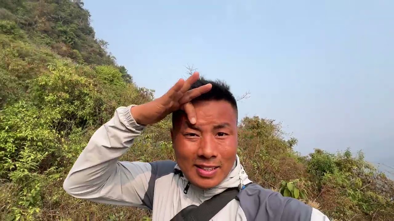 तपाईहरुले मेरो भिडियो स्किब नगरि हेर्दिनु होल मेरो पहिले बालपनमा बसेको ठाउँ देखाउदै छु गाइज