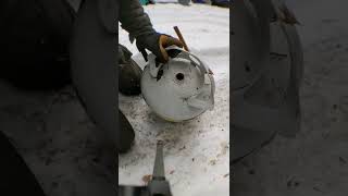 How to check if a propane tank is empty and remove the brass valve.