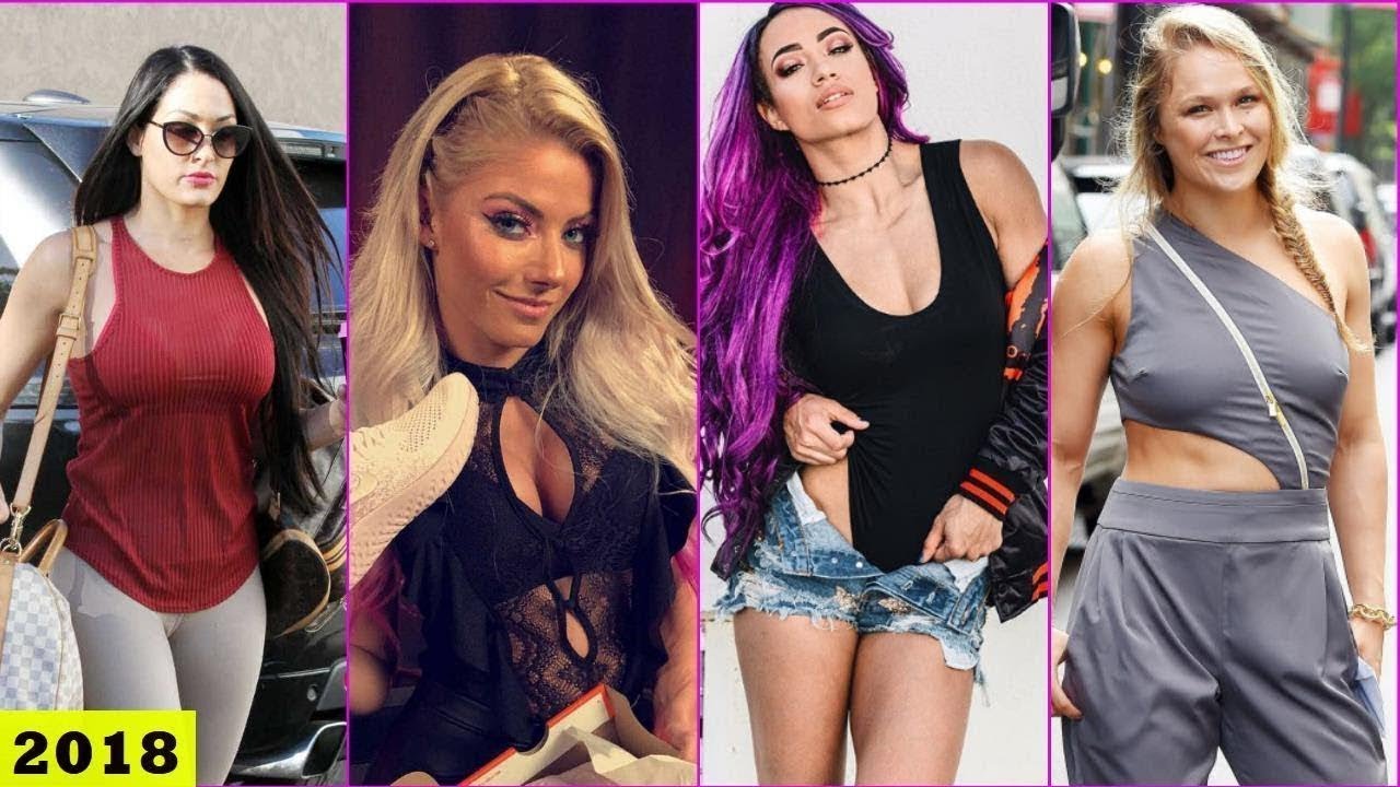 TOP 10 SEXIEST GIRLS in WWE 2019! WWE Best Moments & Highlights YouTube