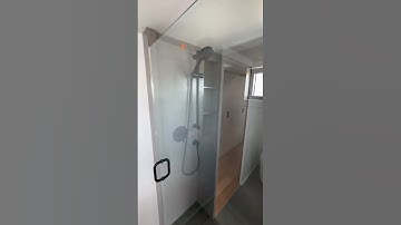 This tiny home bathroom will stop your scroll! 🤯