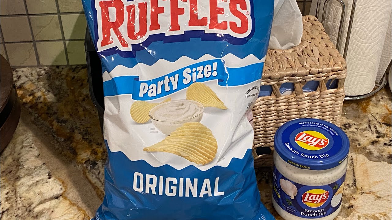Lay’s Smooth Ranch Dip Review - YouTube