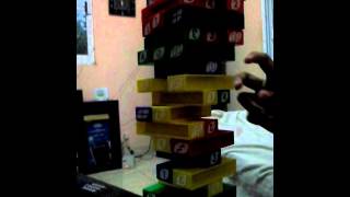 Jugando Uno Stacko