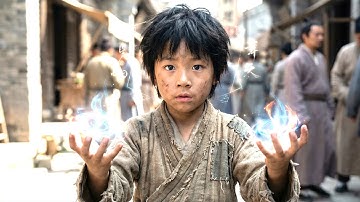 Cậu bé nhà nghèo bị khinh thường là hôi hám, lại là tiểu thần đồng đem lại phước báu cho cả làng