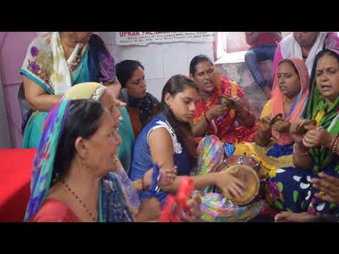 Meri Goverdhan Pe Gaye Charaye La Bansi Wale