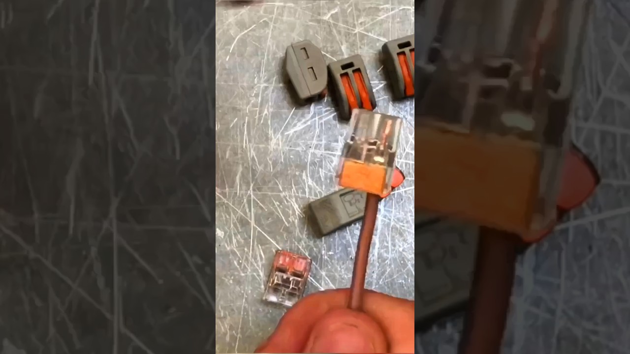 How to Remove a Conductor from the Wago 773 Connector