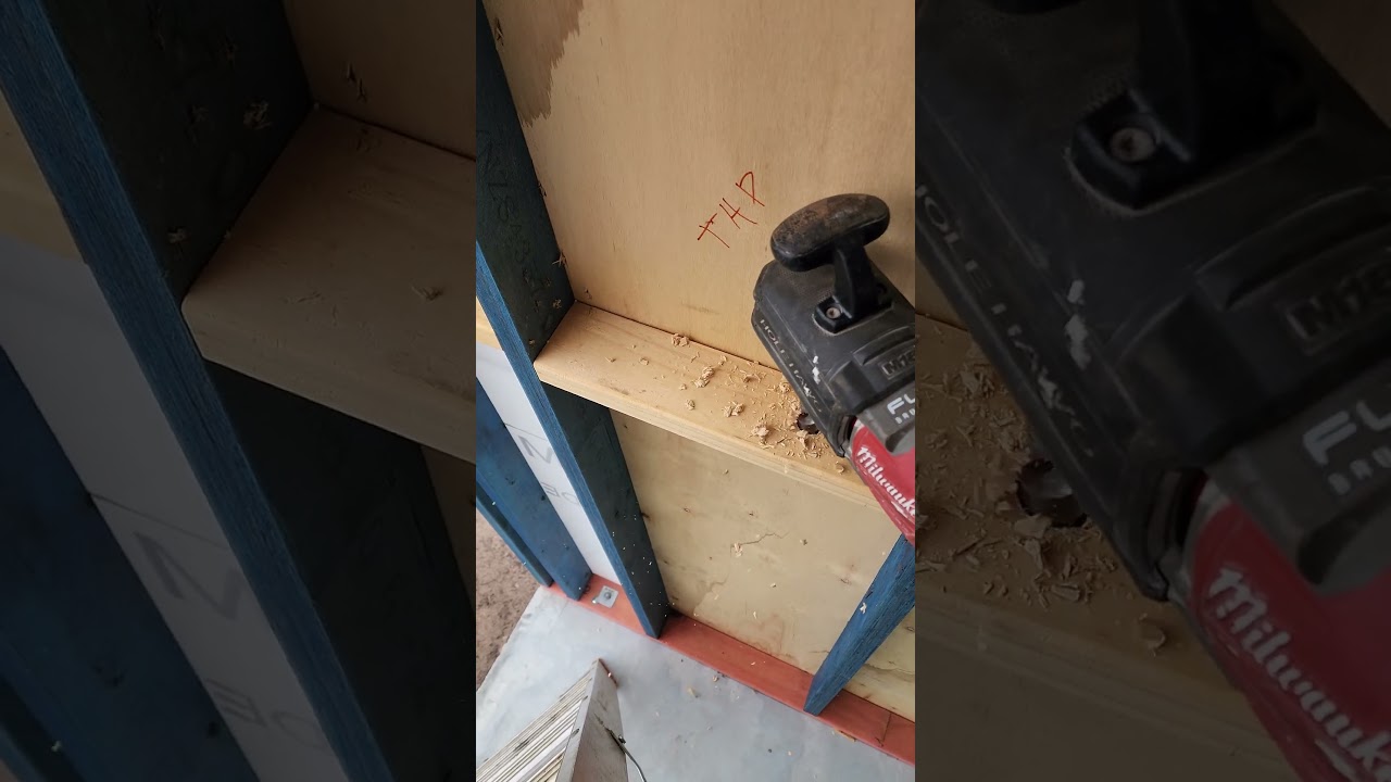 Milwaukee M18 Holehawg with auger bit 