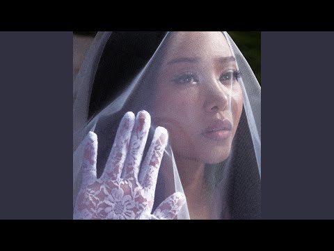 Bella Poarch - Sweet Delusion