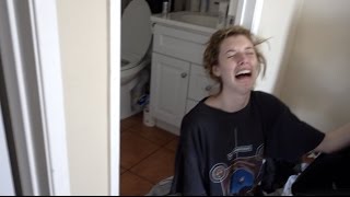 Famous MENTAL BREAKDOWN CAUGHT ON CAMERA Profile
