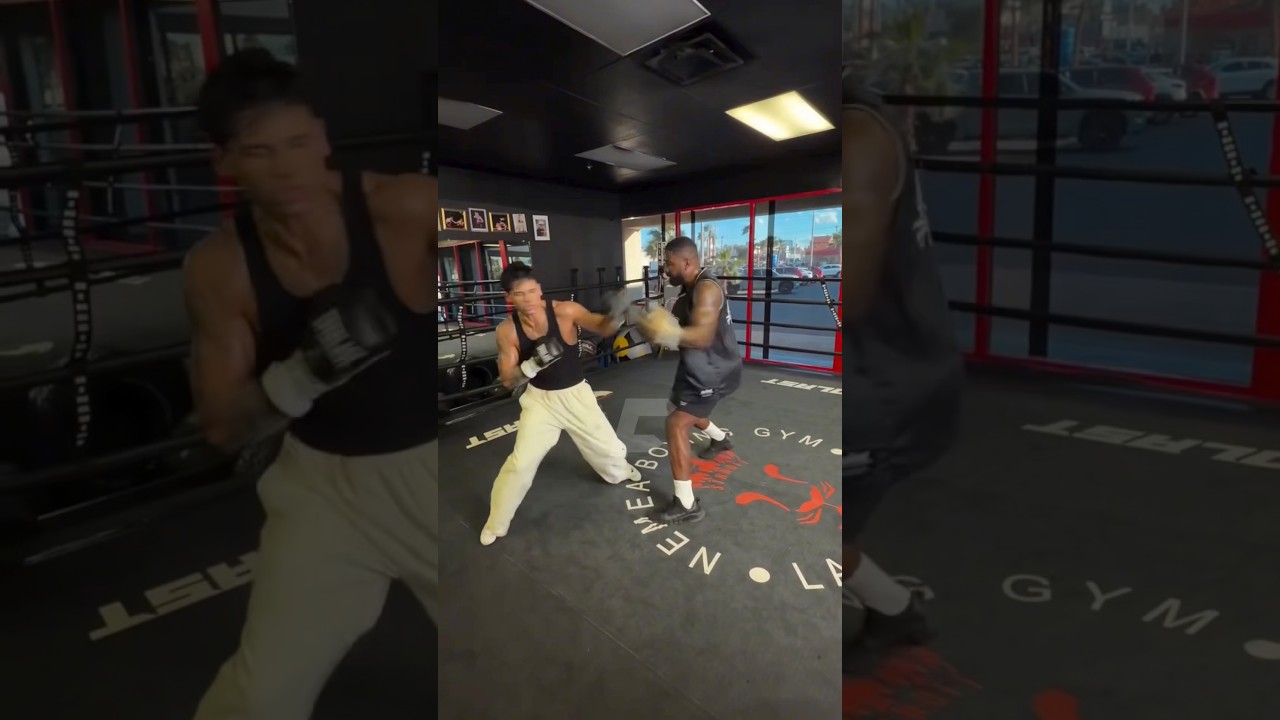 WOW😳 Ryan Garcia is CRAZY fast🥊 #ryangarcia #boxingtraining