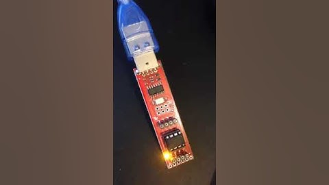 Spakfun Tiny AVR programmer