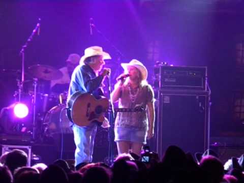 Anne Berit Andersen and Bobby Bare singing "Let it...