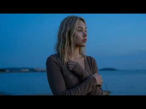 Just Eddie x trvlr. x Iustina - Vorbesc (Staund Remix)
