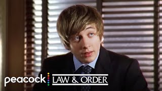 Celebrity Jeremy Allen White's Character Gets His Mom Behind Bars | Law & Order Net Worth