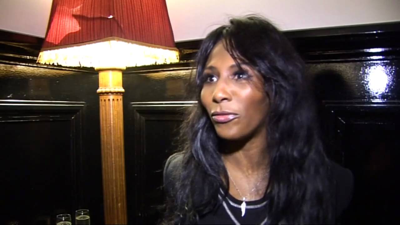 Tamsin Outhwaite hits West End in Sweet Charity