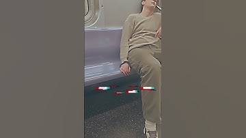 🤯 AI Replaces Netflix Actors?!