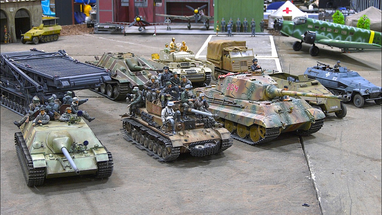 Mega RC Tanks, Army Trucks and Military Vehicles in Scale 1/16 Erfurt Army Vehicles Panzer Tank Show