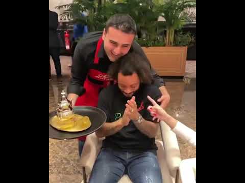 Czn Burak Marcelo ya Çaydanlık Şakası Yapıyor