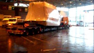 Volvo Altéad En Convoi Exeptionel Avec Un Bateau