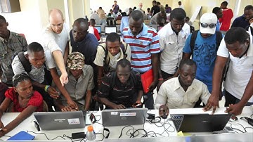 Two Minute Tutorials: What is the Humanitarian OpenStreetMap Team?