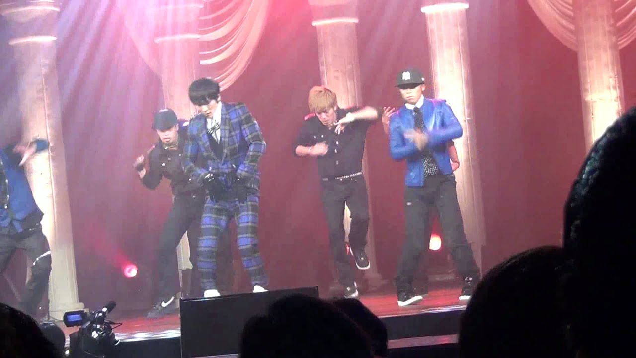[Fancam][HD] w-inds. - New World + Let's get it on @ 2nd Vietnam-Japan Music Festival 2011