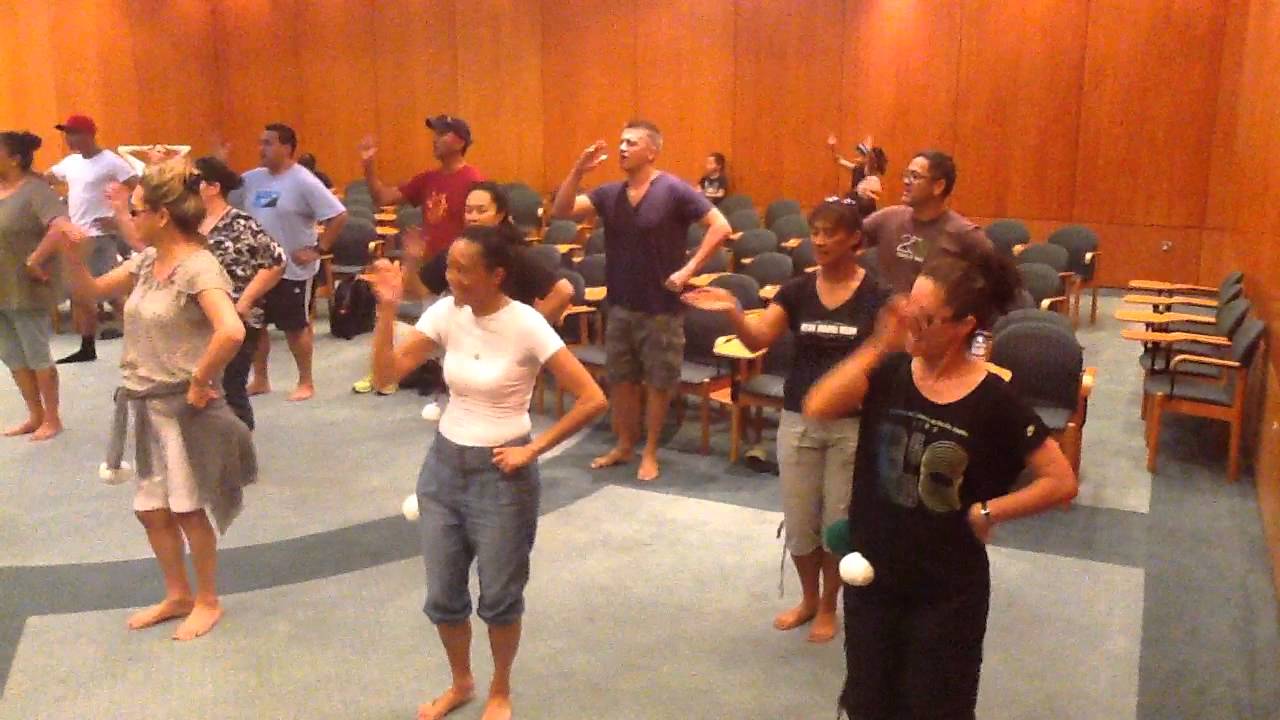 021113a kua rongo mai koe - YouTube