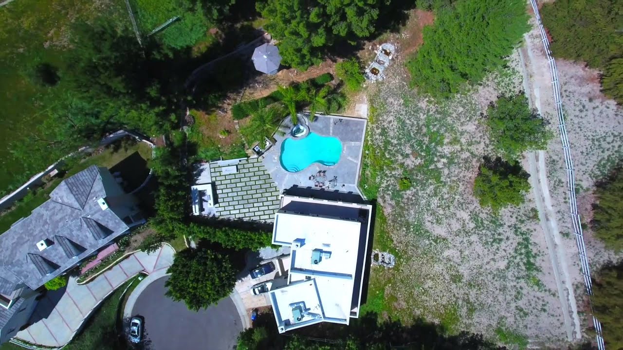 Just Listed by Raffi Soualian of JohnHart Real Estate