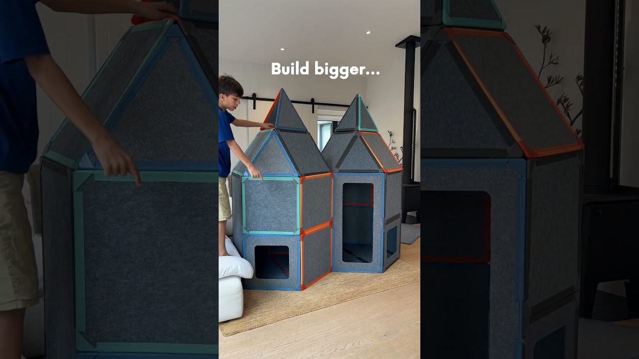 Superspace Magnetic Tiles - Build bigger, smash down!