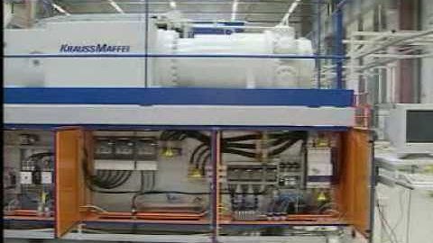 Handling of Smart bumpers at a plastics processing machine with a KUKA robot