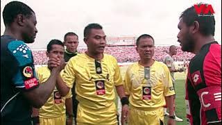 Arema VS Persipura Jayapura, Super Big Match Singo Edan Jamu Tim Mutiara Hitam | ISL 2009/2010