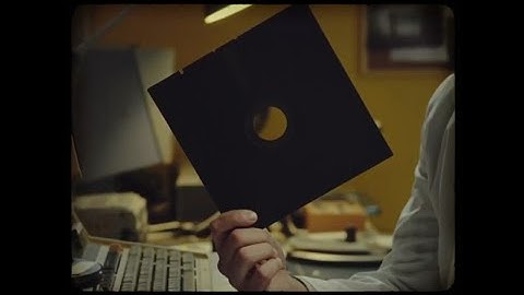 Control | Darling Presentations | Floppy Disk