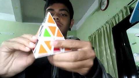 Match pyramid cube in 10 seconds