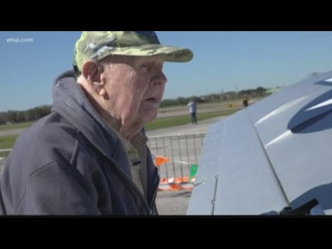 Video: Blev p 51 mustangs brugt i Vietnam?