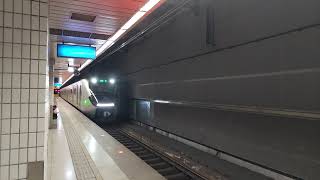 20211216 1262次EMU900型區間車 南港車站1A月台 列車進站 No.1262 Local train Nangang station Platfrom1A Train approach