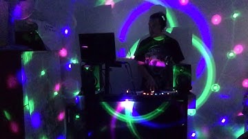 Numark N4 with Serato DJ lite