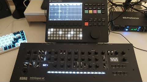 Korg Minilogue XD and Polyend Tracker work well together