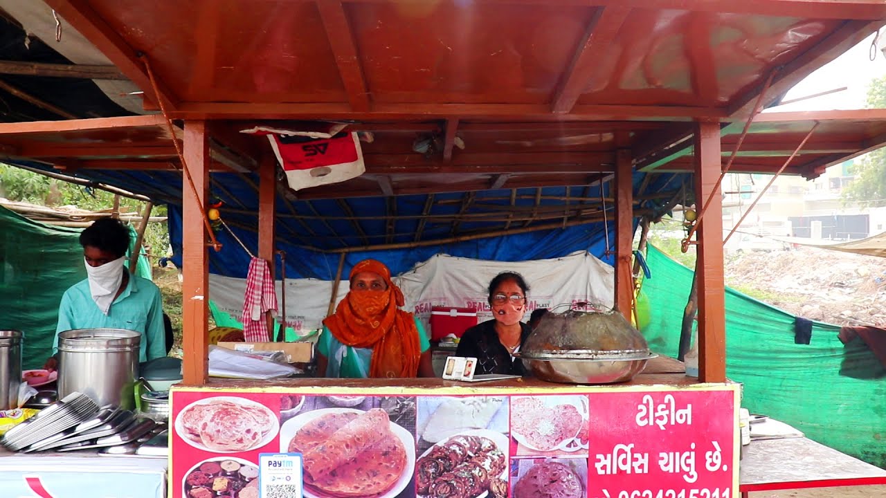 Two Gujarati Lady Selling Aloo Paratha, Methi Na Thepla, Gujarati Thali | Indian Street Food | Street Food Fantasy